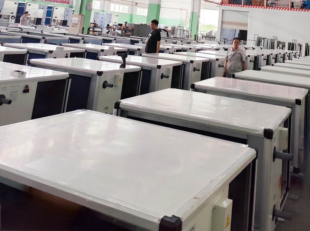 AHU kiểu trần có sưởi và làm mát cho không gian thương mại